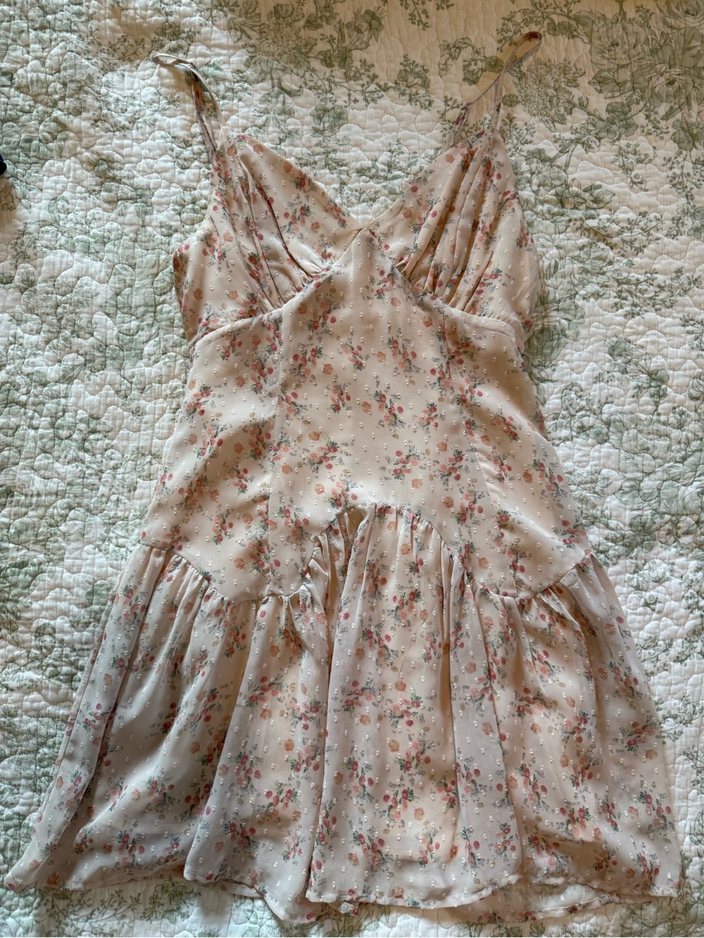 Floral light pink mini dress